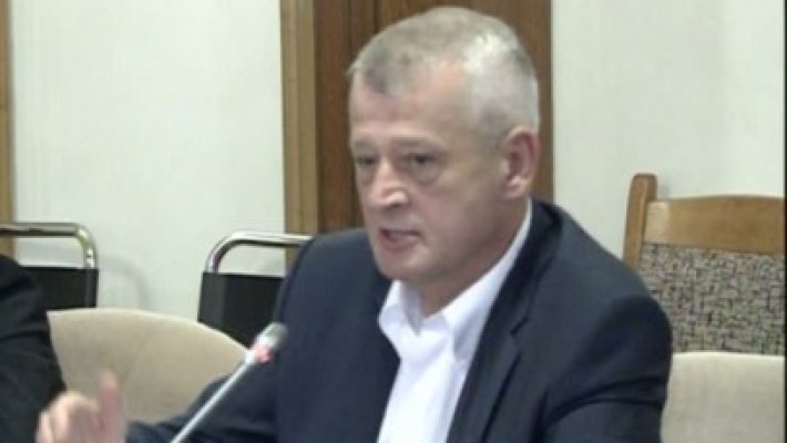 Băsescu nu l-a mai sunat pe Oprescu. 